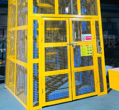 怀化货梯可以安装在室外吗